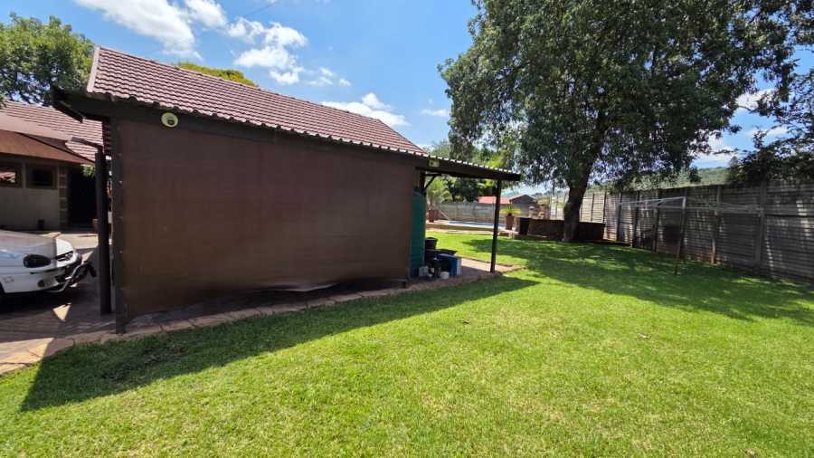 3 Bedroom Property for Sale in Protea Park North West